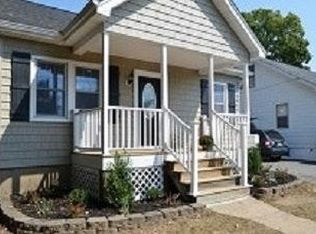 2 Kennedy Rd, Morris Plains, NJ 07950