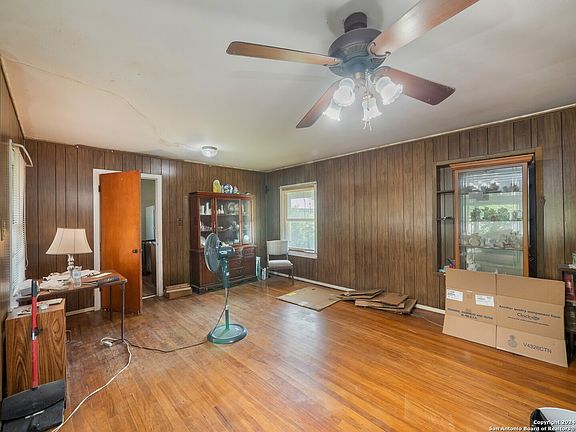 2nd image of 506 Bonair Dr