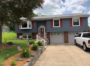 3120 New Hampshire Dr, New Kensington, PA