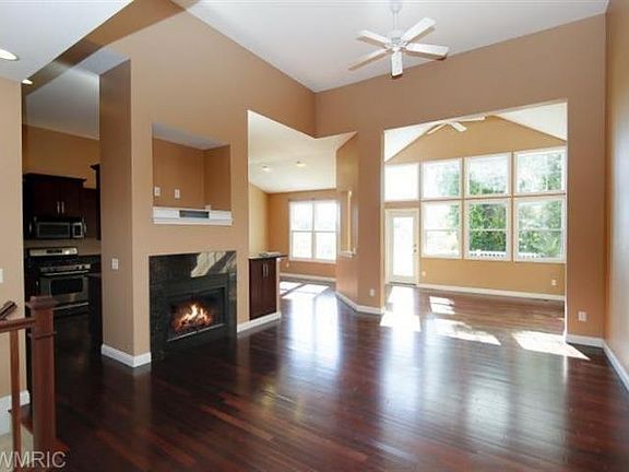 3rd image of 146 Blue Heron Ct