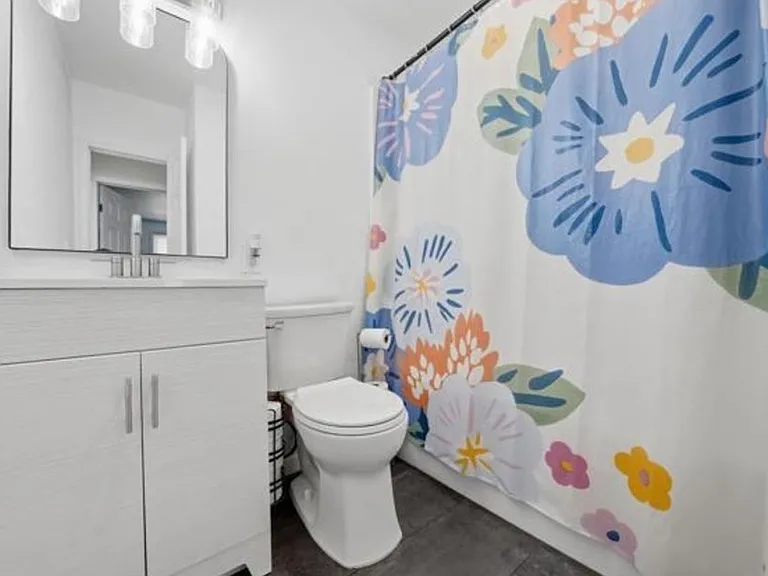 581 Le May Ave — Photo 6