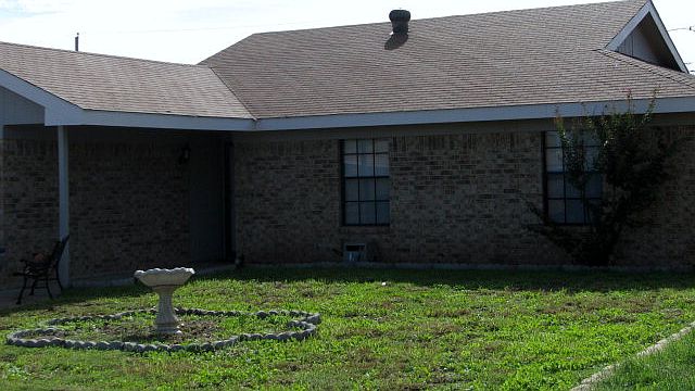 1st image of 4723 Country Club Dr