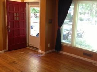 135 Biltmore St, Inkster, MI 48141