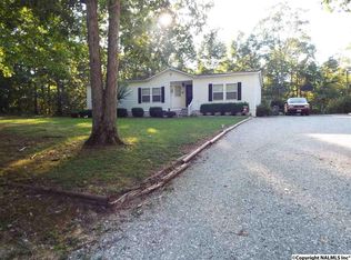 68 Flint Creek Pvt Dr, Danville, AL 35619