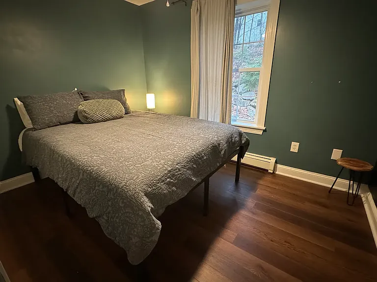 45 Lakeview Dr — Photo 3