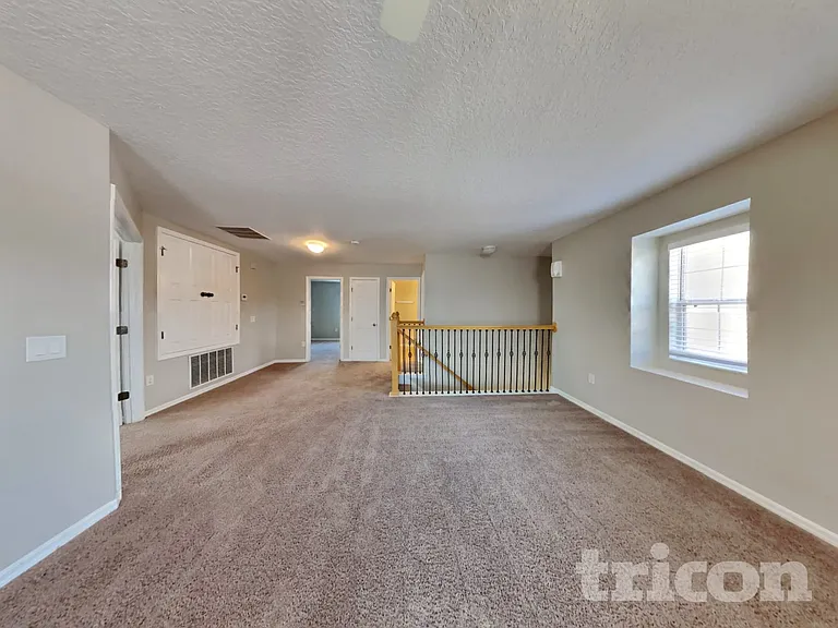 4667 Caverns Dr — Photo 13