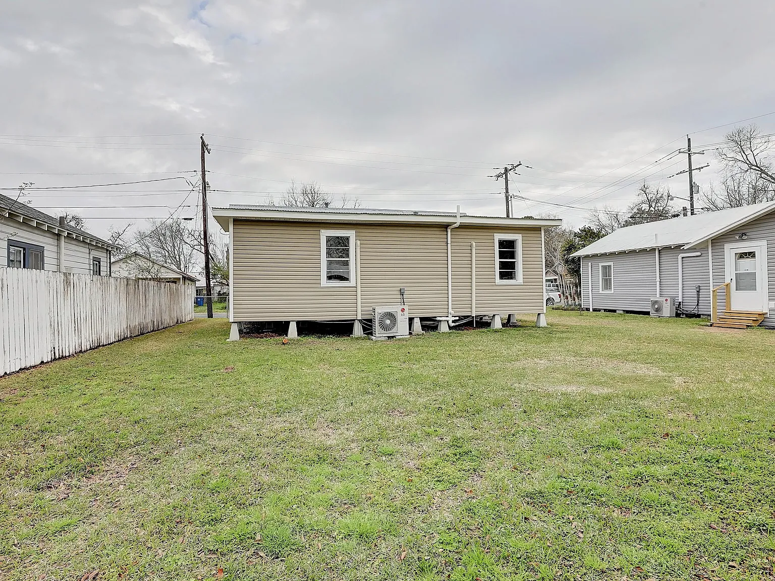 2 bed, 1006 sqft, $1,250 — Photo 4