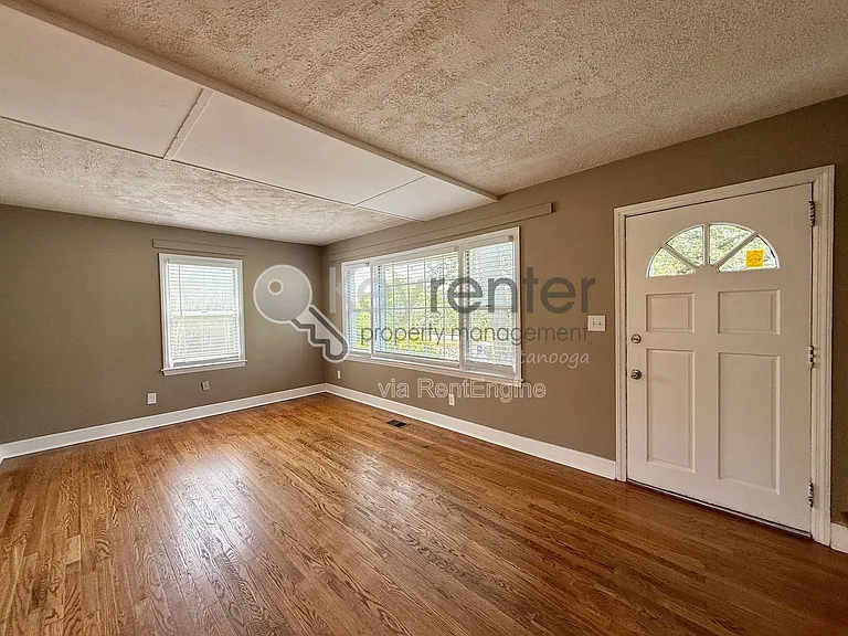 308 Druid Ln — Photo 3