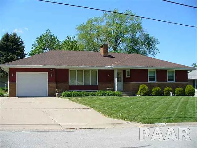 105 N Sanderson Ave photo 1