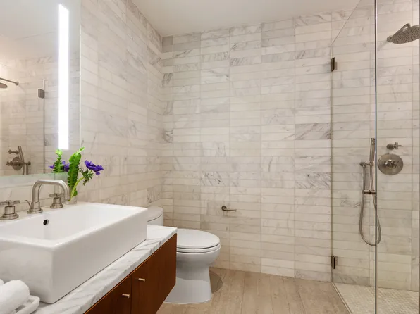 280 Metropolitan Avenue image 6 of 10