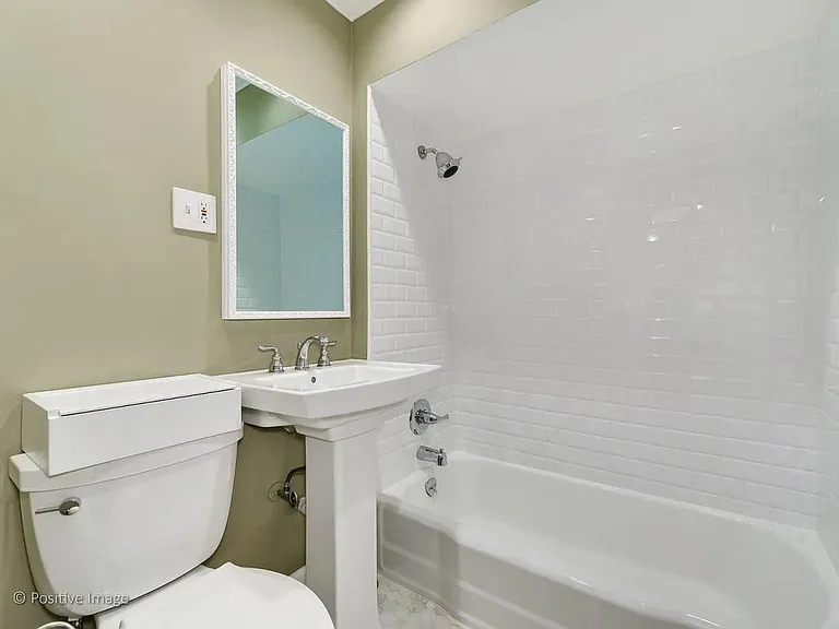 1814 N Lincoln Park W #1 — Photo 19