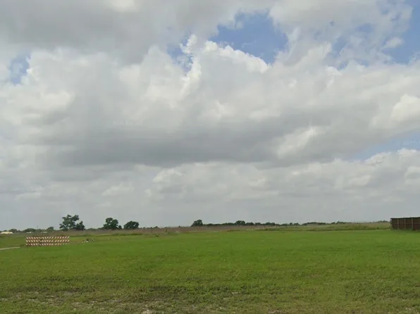 126 Sunflower St, Lorena, TX 76655