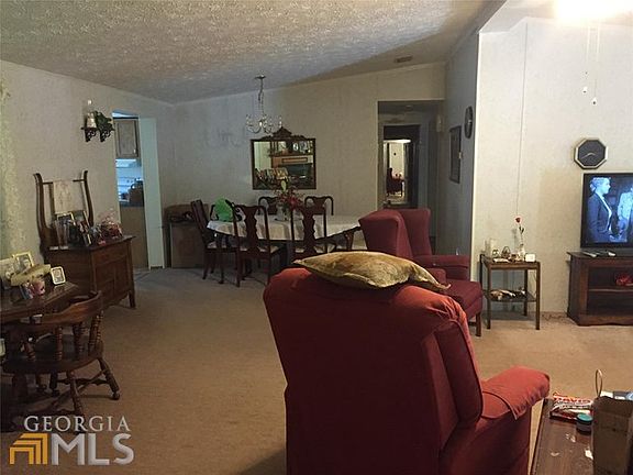 5th image of 196 Glen Echo Dr