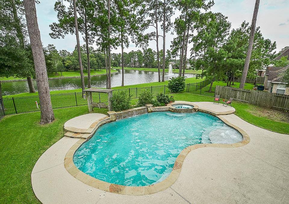1st image of 16103 Diamond Rock Dr