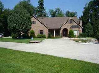 646 Camoground Rd, Livingston, TN 38570