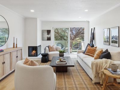 175 Upper Via Casitas #1, Kentfield, CA, 94904