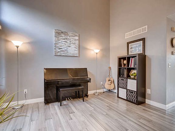 Front Sitting Room