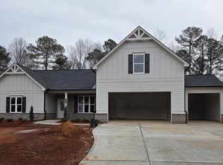 308 Meadows Dr, Bethlehem, GA 30620