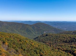 1556 Vistas #1556, Roseland, VA 22967