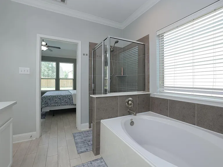 19 Canterborough Pl — Photo 23