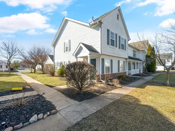 630 Lakeview Dr S, Grove City, OH 43123