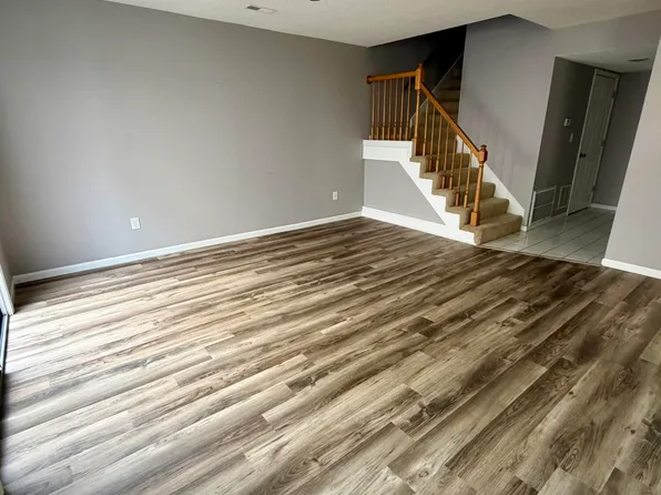 4723 Brandon Woods St, Columbia, MO 65203