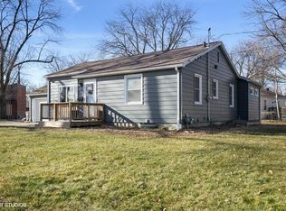 1920 56th St, Des Moines, IA 50310