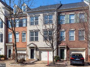 109 Martin La, Alexandria, VA 22304