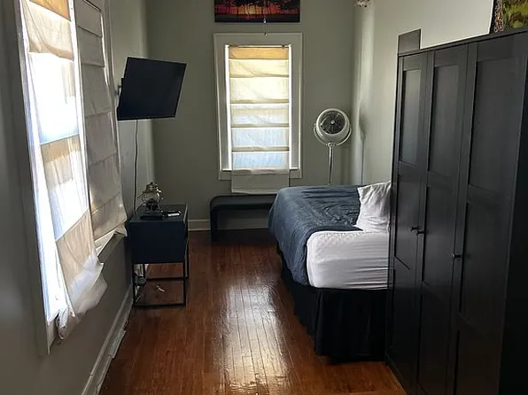 5236 Buena Vista St, Roeland Park, KS 66205