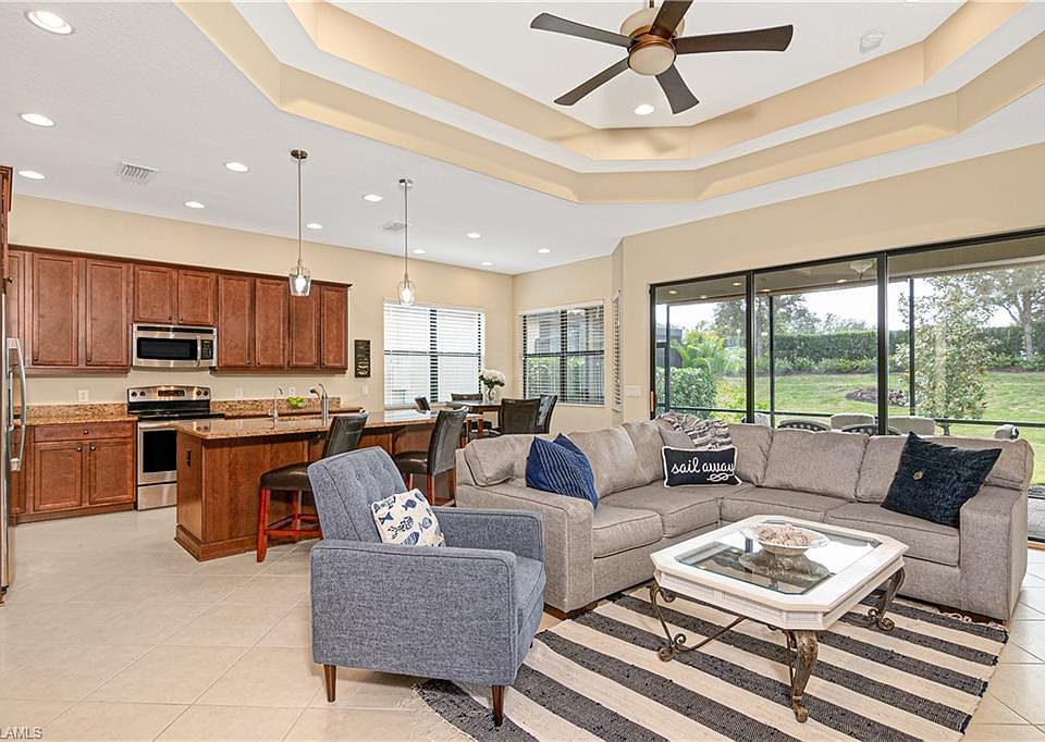 1st image of 9069 Isla Bella Cir