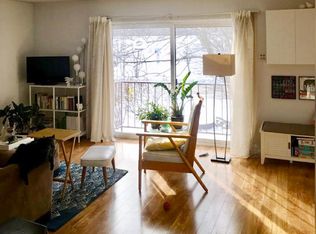 724 Warren Ave APT 104, Downers Grove, IL 60515