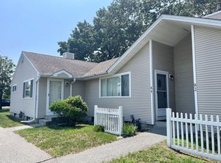 84 Outer Dr #N20, Chicopee, MA 01022