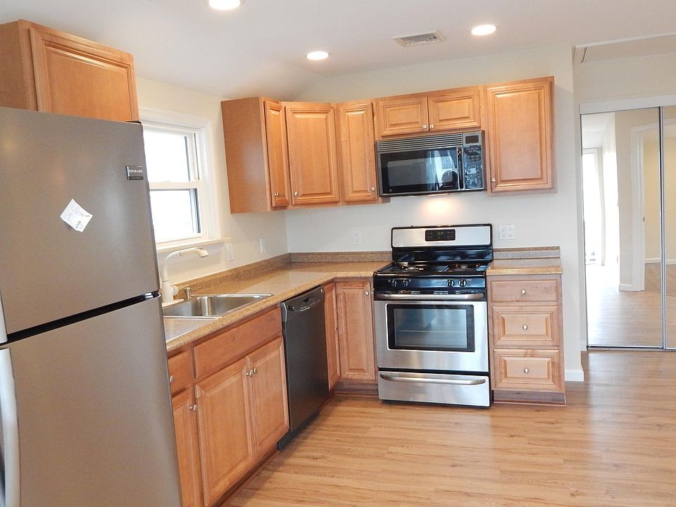 1st image of 2636 Ocean Ave