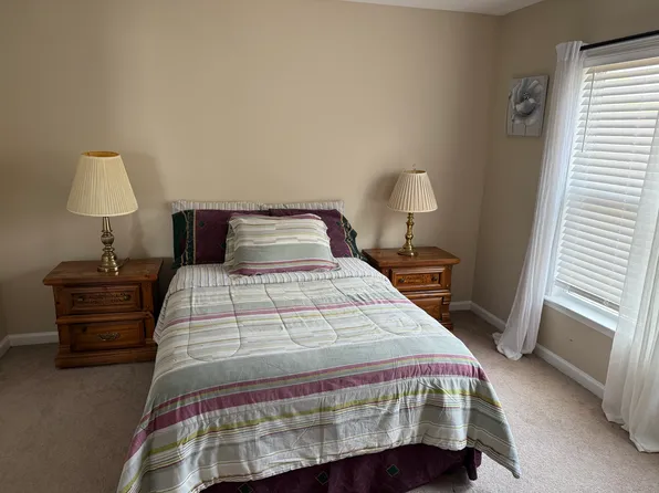 226 Highlands Dr, Woodstock, GA 30188