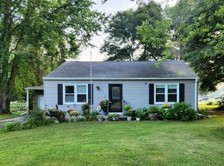 622 Woodlawn Dr, Prophetstown, IL 61277