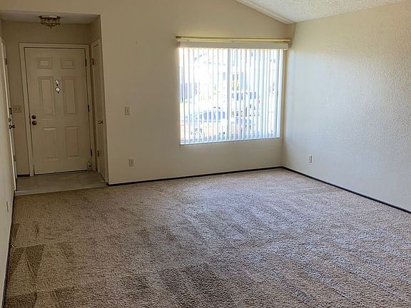2nd image of 909 E Atlantic Ave