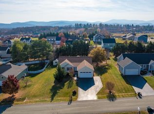 66 Langley Dr, Waynesboro, VA 22980