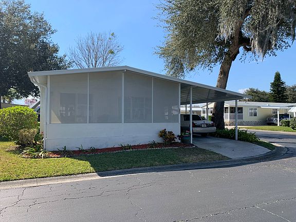 3rd image of 1000 Walker St Lot 203