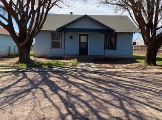 205 N Orange St, Roby, TX 79543