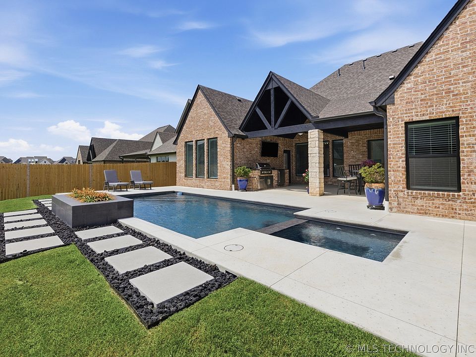 14257 S Delaware Pl, Bixby, OK 74008 | MLS #2620401 | Zillow