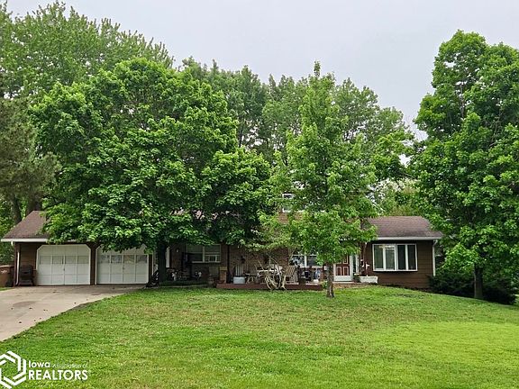 3rd image of 2328 N Grant Rd