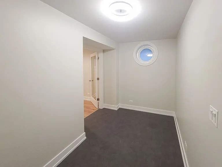 847 W. Wellington — Photo 17