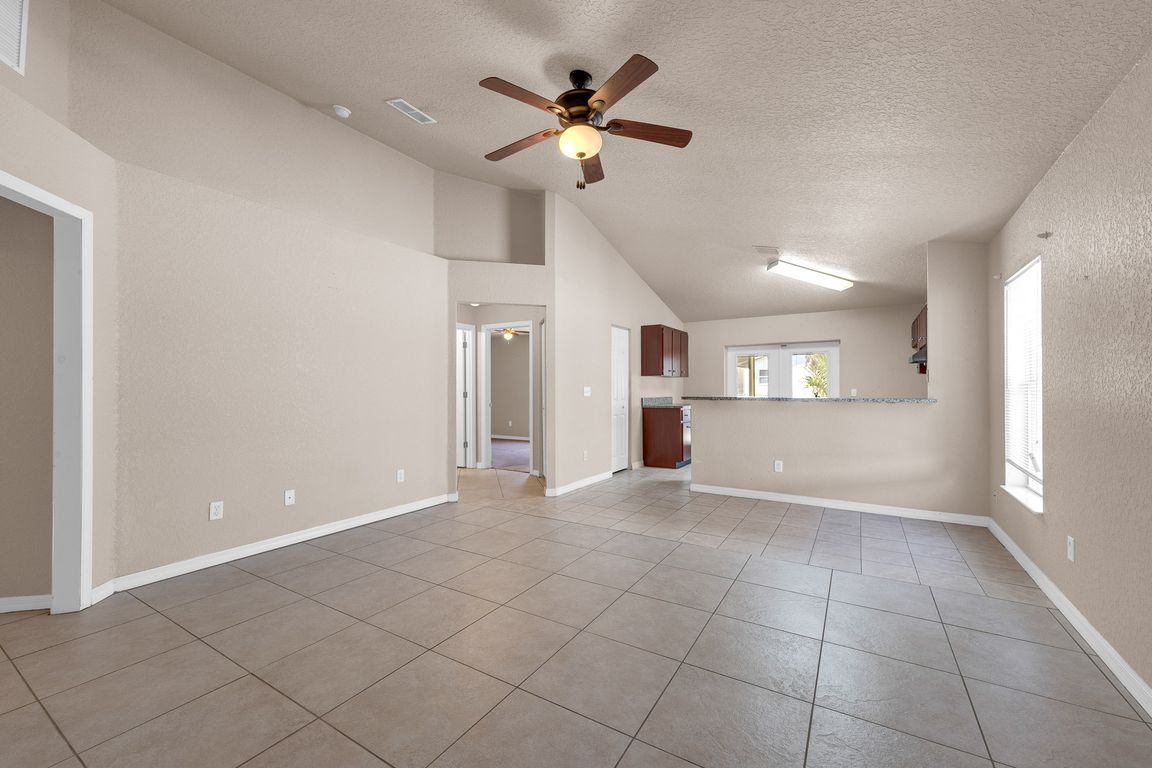 next background image