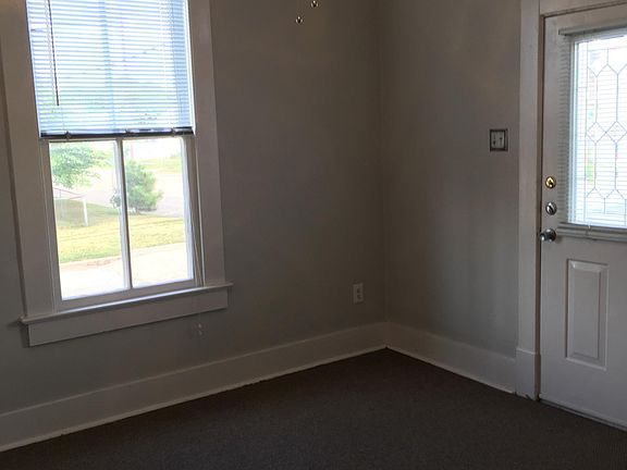 3rd image of 801 8th St