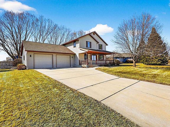 2nd image of 3823 Falcon Ridge Drive