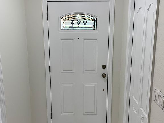 4th image of 5591 Cynthia Ln