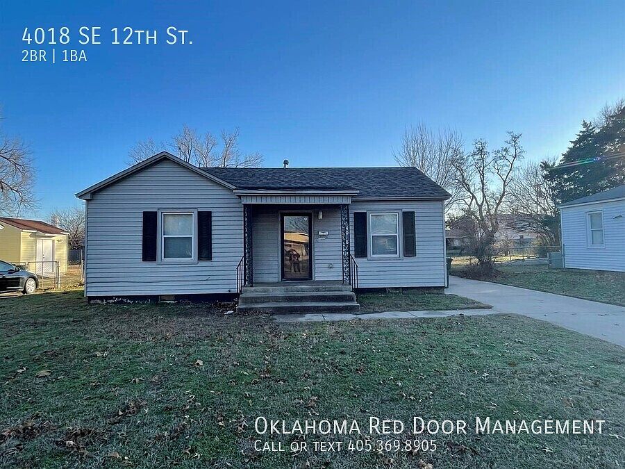 1st image of 4018 SE 12th St
