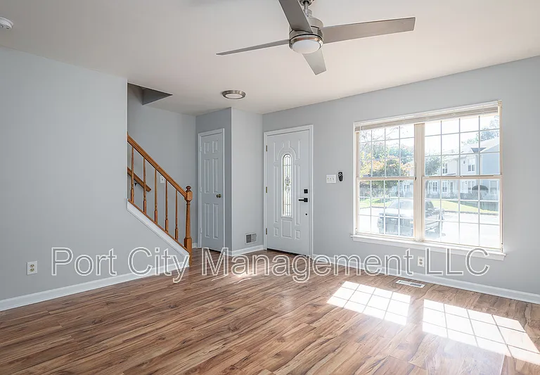 16 Taiper Ct #1 — Photo 13