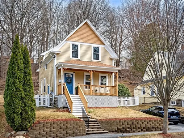 126 Beaconsfield Rd, Worcester, MA 01602