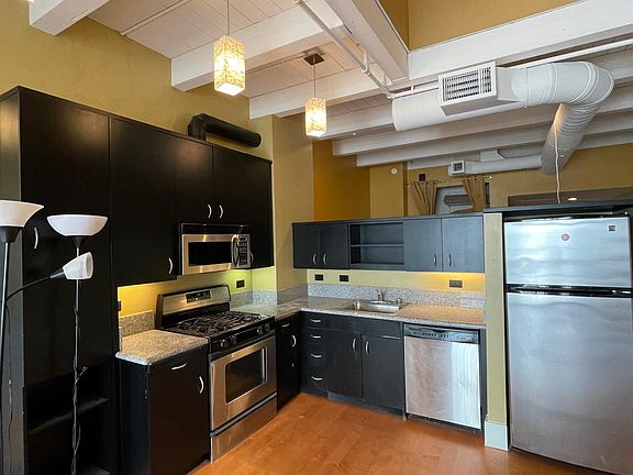 2nd image of 334 Santana Row APT 307